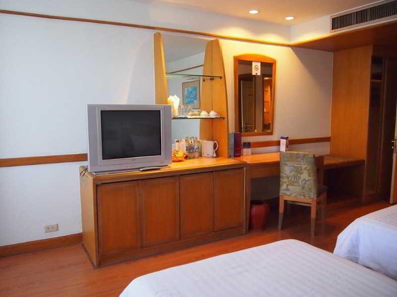 Chon Inter Hotel Chonburi Ngoại thất bức ảnh