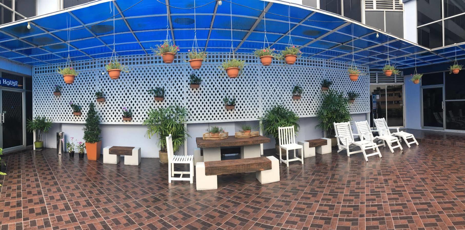 Chon Inter Hotel Chonburi Ngoại thất bức ảnh