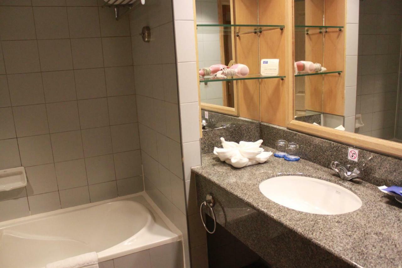 Chon Inter Hotel Chonburi Ngoại thất bức ảnh
